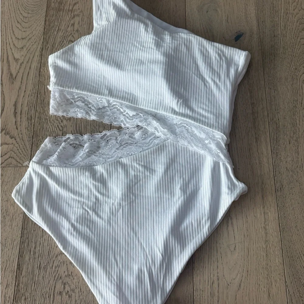 BEACH RIOT Celine Lace One-Piece White Swimsuit Xl